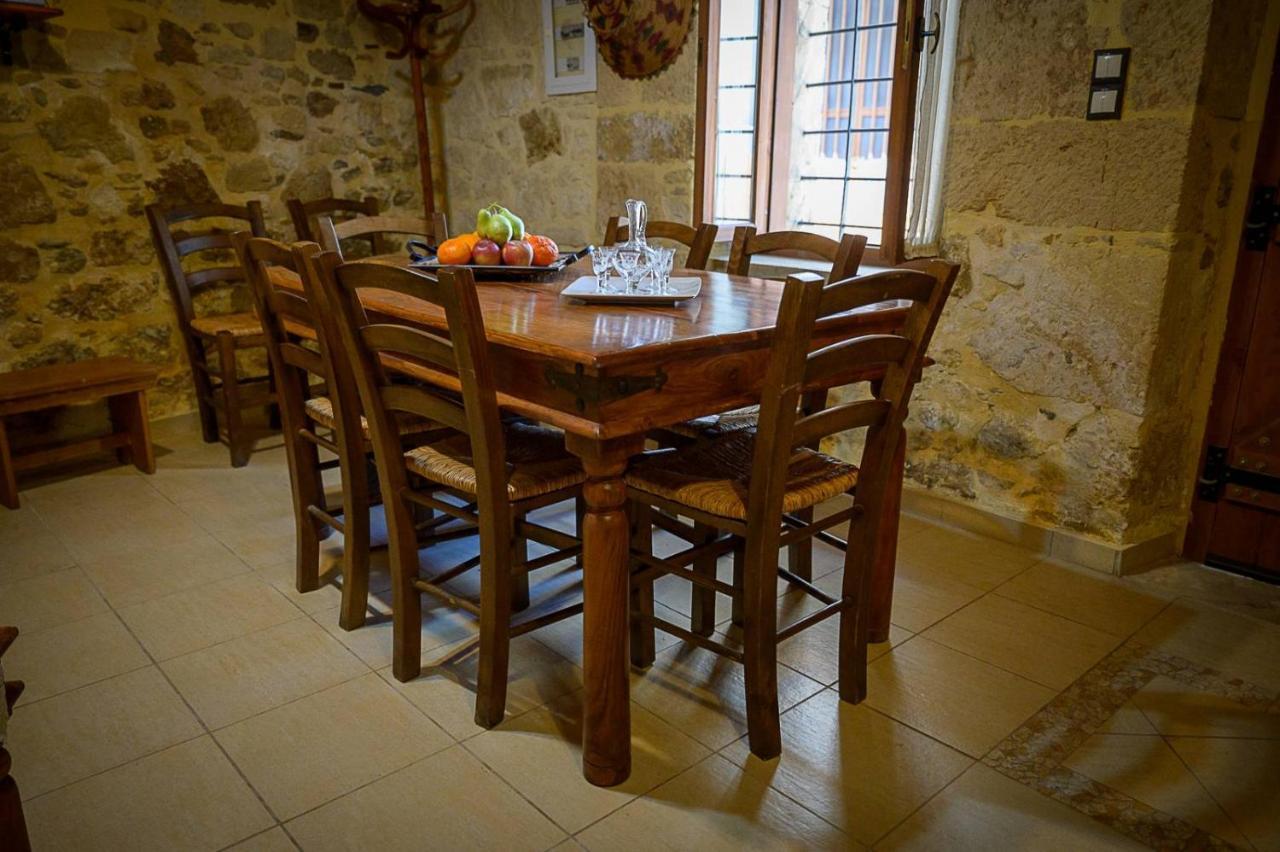 Traditional Stone Mezonete Krousonas  エクステリア 写真
